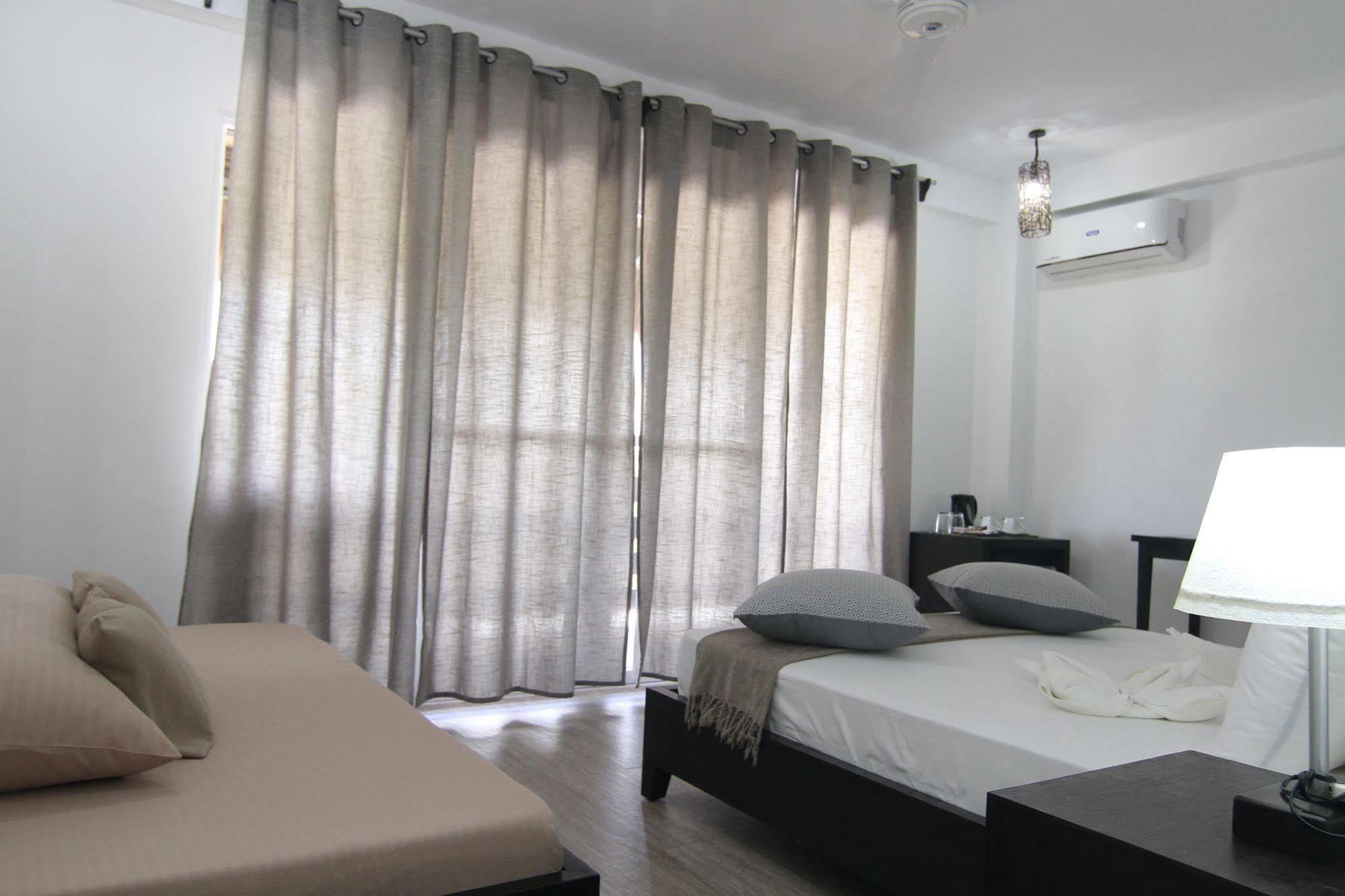 Blanco Hotel Logon